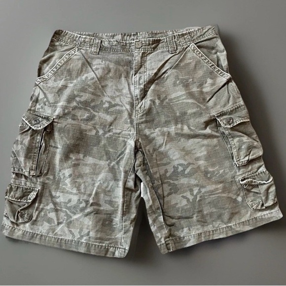 Other - NOBO Shorts Men 38 Cargo Utiliy Cotton Pocket Loose Fit Camouflage Vintage